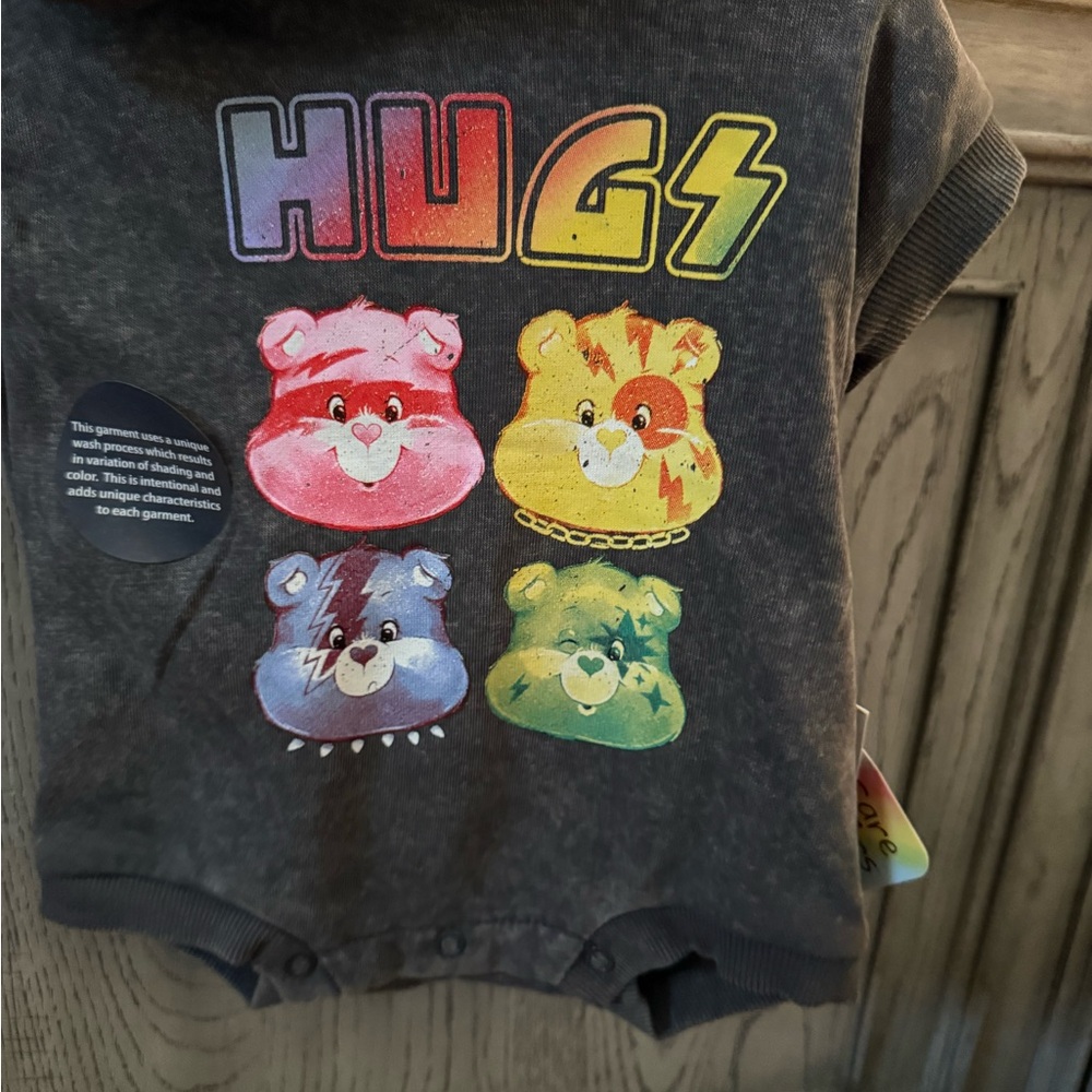 Care Bears 2 Piece set size 0-3 Months Baby Romper with Hat - Picture 3 of 4